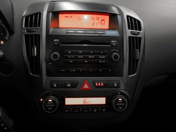 Kia Ceed I с пробегом 2008 года, цена 559 000 рублей, 265633 км, хэтчбек, Автокод Объявления