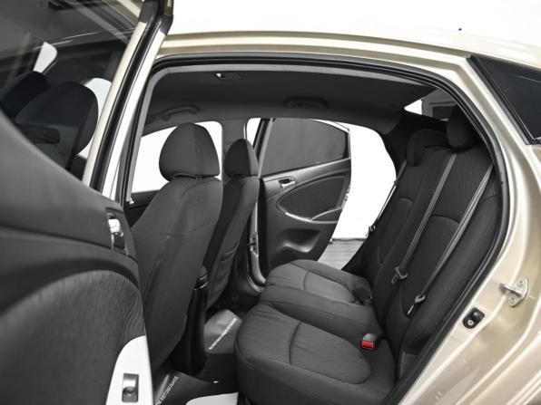 Hyundai Solaris I с пробегом 2012 года, цена 599 000 рублей, 175000 км, седан, Автокод Объявления