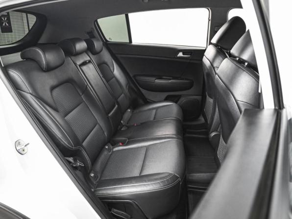 Kia Sportage IV Рестайлинг с пробегом 2019 года, цена 2 437 000 рублей, 120160 км, внедорожник, Автокод Объявления