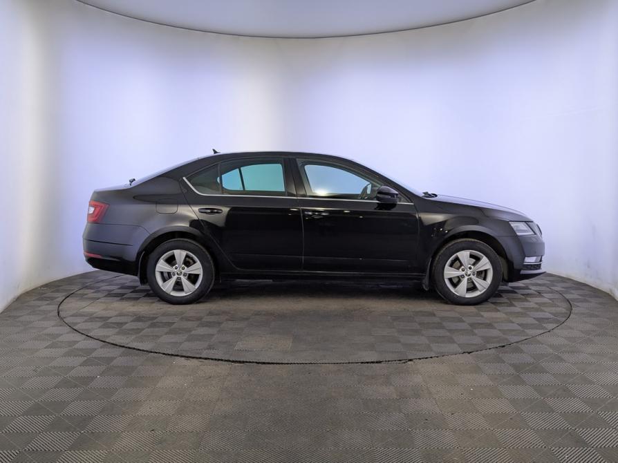 Skoda Octavia III (A7) Рестайлинг Москва  - изображение 4