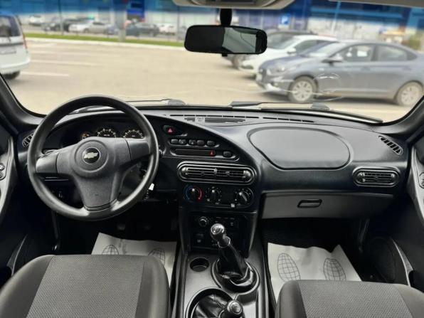 Chevrolet Niva I Рестайлинг с пробегом 2018 года, цена 730 000 рублей, 67000 км, внедорожник, Автокод Объявления