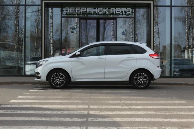 Lada (ВАЗ) XRAY I с пробегом 2019 года, цена 905 000 рублей, 100456 км, хэтчбек, Автокод Объявления