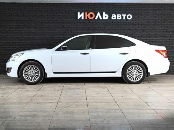 Hyundai Equus II Рестайлинг с пробегом 2015 года, цена 1 690 000 рублей, 198437 км, седан, Автокод Объявления