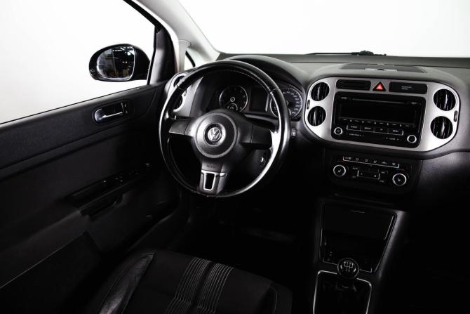 Volkswagen Golf V с пробегом 2012 года, цена 749 000 рублей, 174916 км, универсал, Автокод Объявления
