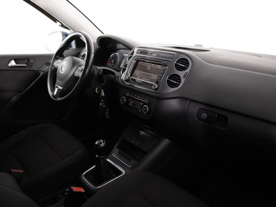 Volkswagen Tiguan I Рестайлинг Санкт-Петербург  - изображение 13