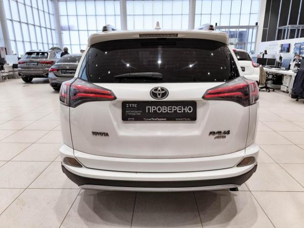 Toyota RAV4 IV (XA40) Рестайлинг с пробегом 2016 года, цена 2 180 000 рублей, 109460 км, внедорожник, Автокод Объявления