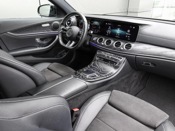 Mercedes-Benz E-Класс V (W213 S213 C238) Рестайлинг с пробегом 2021 года, цена 3 398 000 рублей, 135429 км, седан, Автокод Объявления