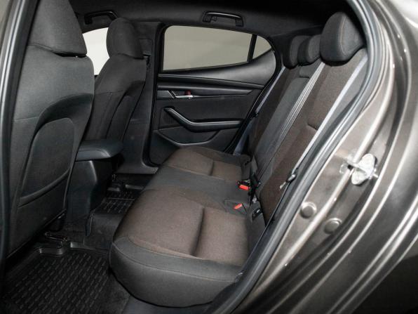 Mazda 3 IV (BP) с пробегом 2021 года, цена 1 658 500 рублей, 86837 км, хэтчбек, Автокод Объявления