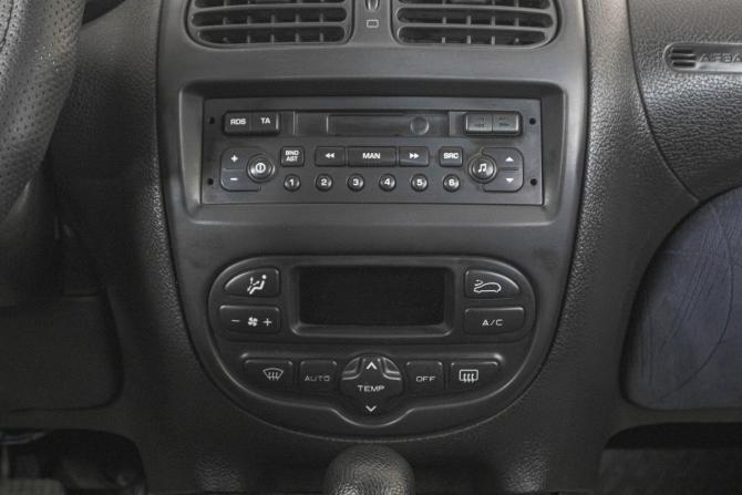 Peugeot 206 с пробегом 2003 года, цена 249 000 рублей, 176000 км, хэтчбек, Автокод Объявления