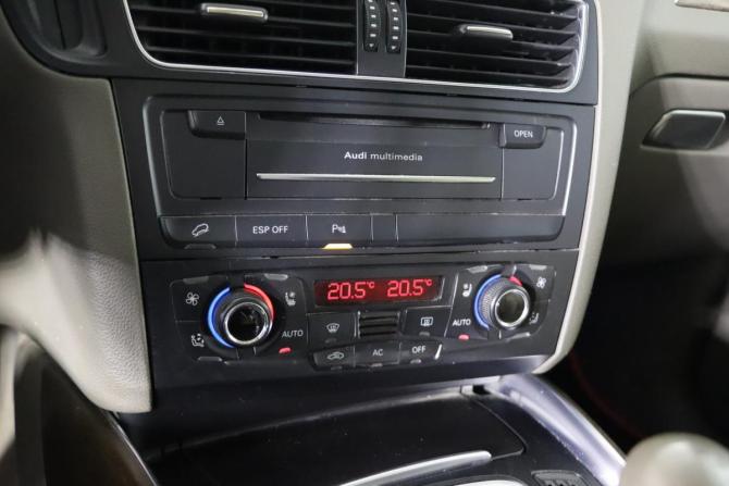 Audi Q5 I (8R) с пробегом 2009 года, цена 1 349 990 рублей, 238678 км, внедорожник, Автокод Объявления