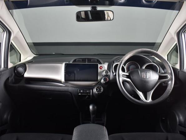 Honda Fit II с пробегом 2013 года, цена 699 995 рублей, 171431 км, хэтчбек, Автокод Объявления