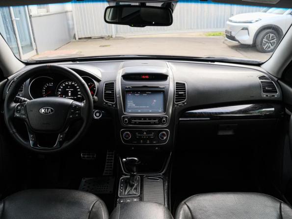 Kia Sorento II Рестайлинг с пробегом 2014 года, цена 1 870 000 рублей, 203846 км, внедорожник, Автокод Объявления