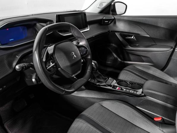 Peugeot 2008 II с пробегом 2021 года, цена 1 589 000 рублей, 100432 км, внедорожник, Автокод Объявления