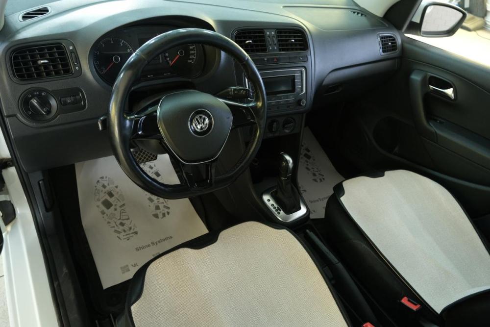 Volkswagen Polo V Рестайлинг Омск  - изображение 11