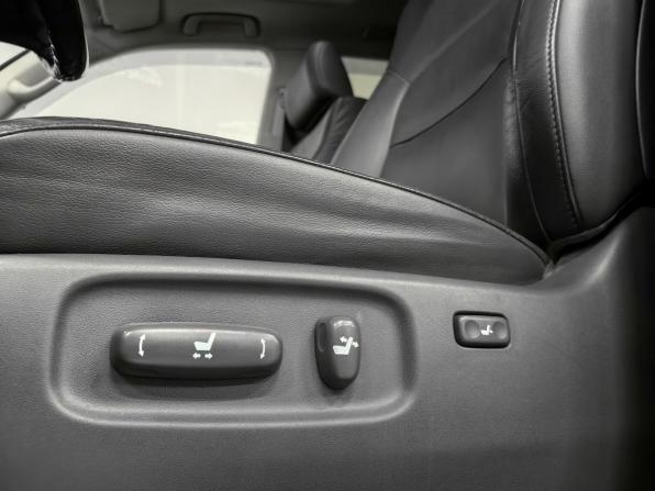 Toyota Land Cruiser 200 Series с пробегом 2010 года, цена 3 147 000 рублей, 236428 км, внедорожник, Автокод Объявления