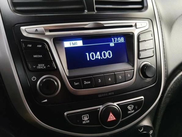 Hyundai Solaris I Рестайлинг с пробегом 2015 года, цена 925 425 рублей, 104302 км, седан, Автокод Объявления