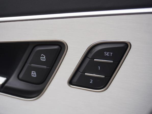 Audi Q7 II (4M) Рестайлинг 2 с пробегом 2024 года, цена 11 561 000 рублей, 32916 км, внедорожник, Автокод Объявления