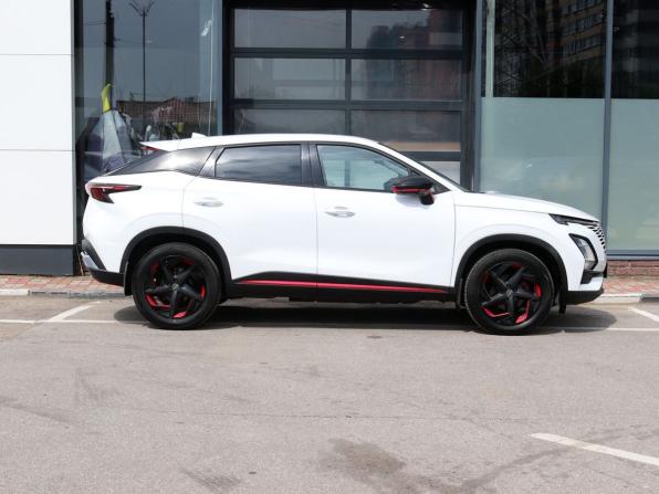 Omoda C5 I с пробегом 2023 года, цена 1 739 000 рублей, 29000 км, внедорожник, Автокод Объявления