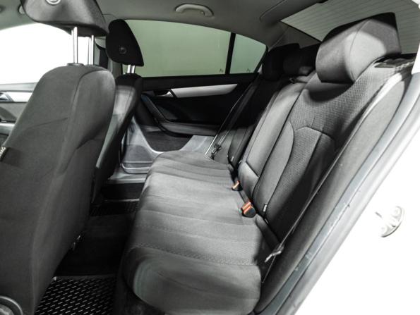 Volkswagen Passat B7 с пробегом 2011 года, цена 790 000 рублей, 146156 км, седан, Автокод Объявления