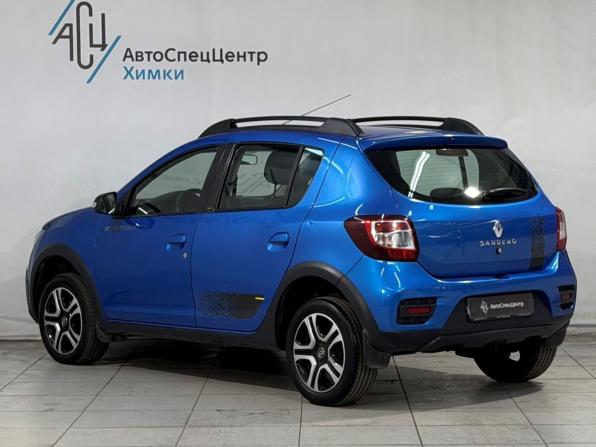Renault Sandero II Рестайлинг с пробегом 2021 года, цена 1 249 800 рублей, 59000 км, хэтчбек, Автокод Объявления