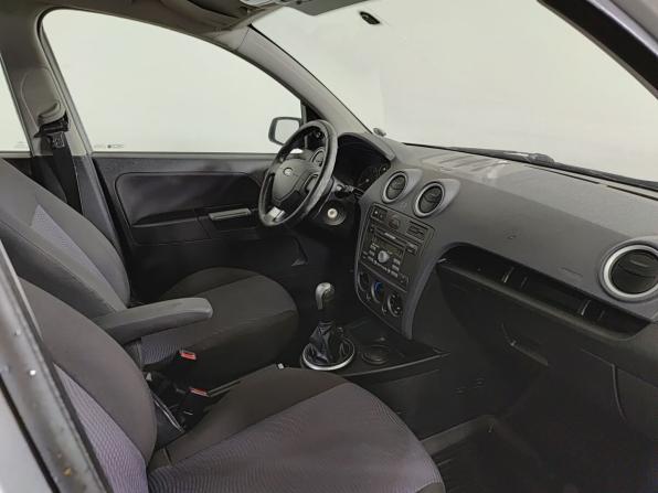 Ford Fusion I Рестайлинг с пробегом 2008 года, цена 300 000 рублей, 219163 км, хэтчбек, Автокод Объявления