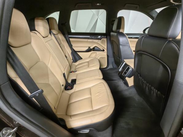 Porsche Cayenne II Рестайлинг (958) с пробегом 2017 года, цена 4 500 000 рублей, 101919 км, внедорожник, Автокод Объявления