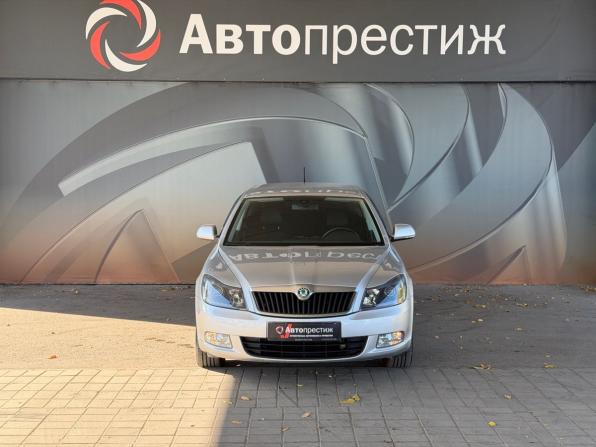 Skoda Octavia II (A5) Рестайлинг с пробегом 2011 года, цена 995 000 рублей, 97210 км, лифтбек, Автокод Объявления