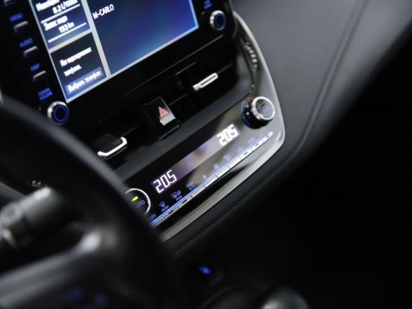 Toyota Corolla XII (E210) с пробегом 2019 года, цена 2 150 000 рублей, 74835 км, седан, Автокод Объявления