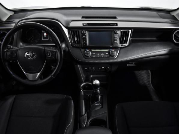 Toyota RAV4 IV (XA40) Рестайлинг с пробегом 2017 года, цена 2 349 000 рублей, 152427 км, внедорожник, Автокод Объявления