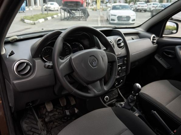 Renault Duster I Рестайлинг с пробегом 2017 года, цена 1 395 700 рублей, 119515 км, внедорожник, Автокод Объявления