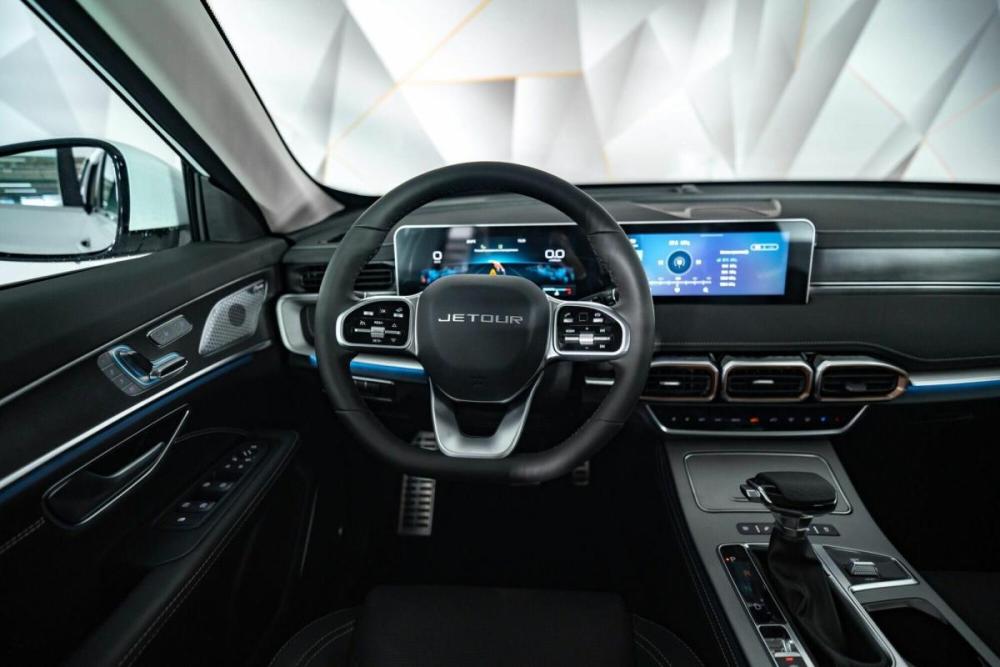 JETOUR X70+ I Рестайлинг Москва  - изображение 7