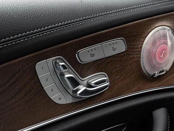 Mercedes-Benz E-Класс V (W213 S213 C238) Рестайлинг с пробегом 2021 года, цена 4 340 000 рублей, 72807 км, седан, Автокод Объявления