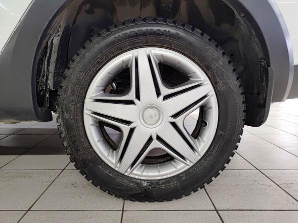 Renault Logan II Рестайлинг с пробегом 2018 года, цена 915 000 рублей, 144130 км, седан, Автокод Объявления