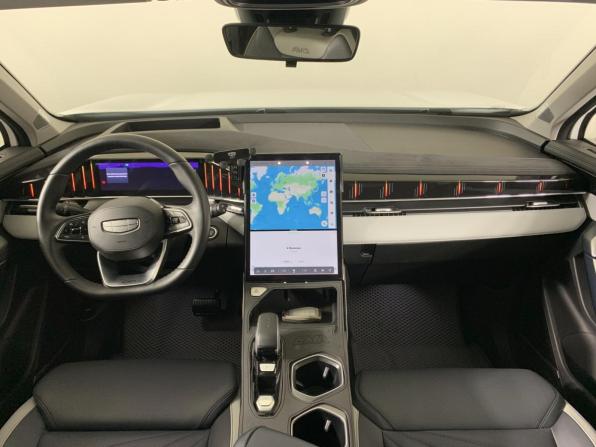 Geely Atlas II с пробегом 2024 года, цена 2 853 000 рублей, 29322 км, внедорожник, Автокод Объявления