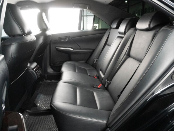Toyota Camry VII (XV50) Рестайлинг 2 с пробегом 2017 года, цена 2 549 000 рублей, 131859 км, седан, Автокод Объявления