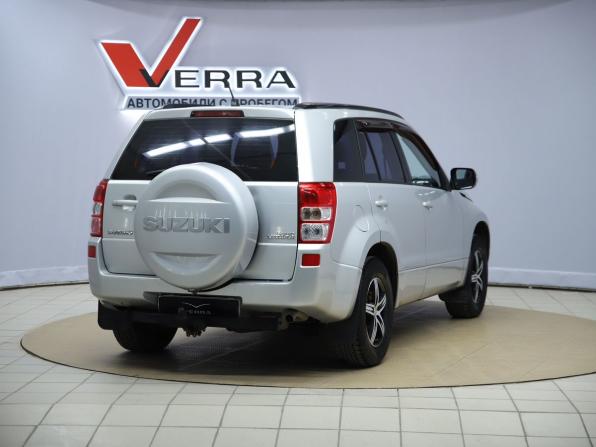 Suzuki Grand Vitara II Рестайлинг с пробегом 2010 года, цена 990 000 рублей, 202353 км, внедорожник, Автокод Объявления