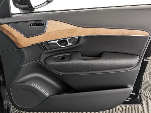 Volvo XC90 II Рестайлинг 1 с пробегом 2021 года, цена 5 250 000 рублей, 86330 км, внедорожник, Автокод Объявления