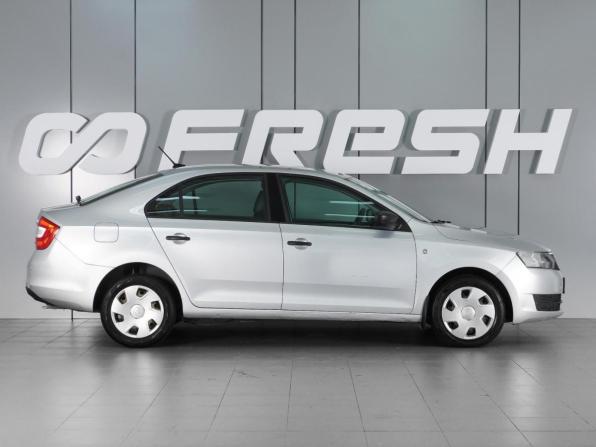 Skoda Rapid I с пробегом 2017 года, цена 1 259 000 рублей, 94245 км, лифтбек, Автокод Объявления