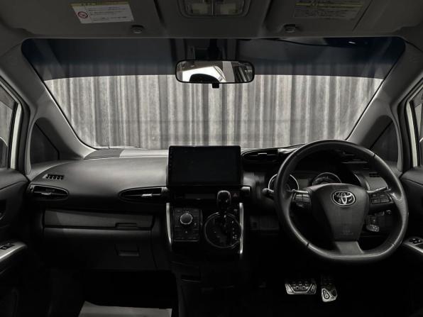 Toyota Wish II с пробегом 2010 года, цена 1 259 000 рублей, 108000 км, минивэн, Автокод Объявления