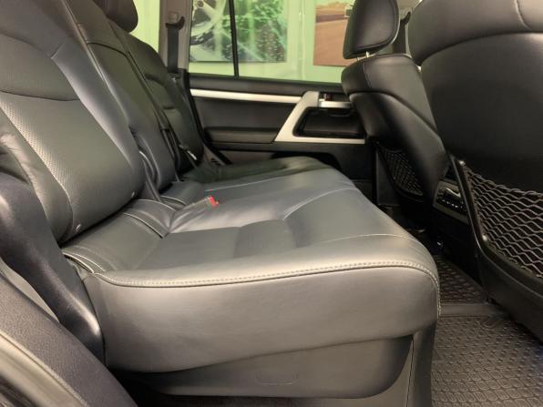 Toyota Land Cruiser 200 Series Рестайлинг 2 с пробегом 2019 года, цена 6 790 000 рублей, 234130 км, внедорожник, Автокод Объявления