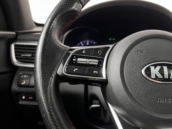 Kia Optima IV Рестайлинг с пробегом 2019 года, цена 1 872 900 рублей, 217114 км, седан, Автокод Объявления