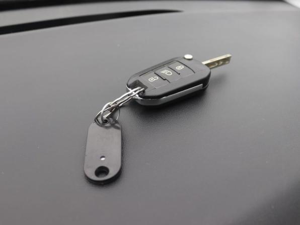 Peugeot 2008 I с пробегом 2014 года, цена 939 000 рублей, 174000 км, внедорожник, Автокод Объявления
