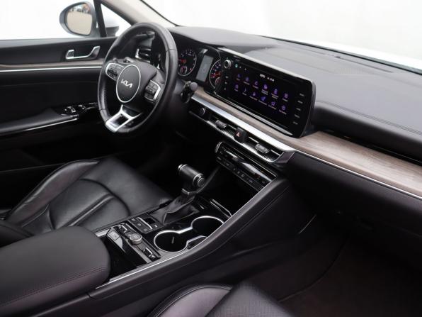 Kia K5 III с пробегом 2021 года, цена 2 800 000 рублей, 64000 км, седан, Автокод Объявления
