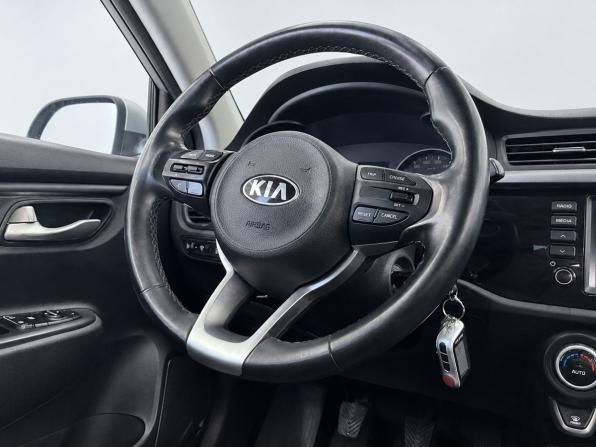 Kia Rio IV с пробегом 2019 года, цена 1 119 000 рублей, 80000 км, седан, Автокод Объявления