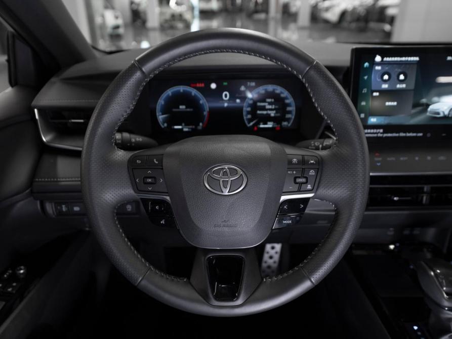 Toyota Camry IX (XV80) China Market Москва  - изображение 11