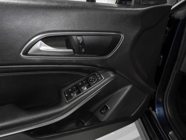 Mercedes-Benz CLA I (C117 X117) Рестайлинг с пробегом 2018 года, цена 1 745 000 рублей, 132952 км, седан, Автокод Объявления