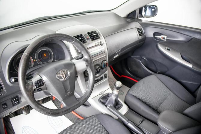 Toyota Corolla X (E140 E150) Рестайлинг с пробегом 2011 года, цена 799 000 рублей, 421598 км, седан, Автокод Объявления