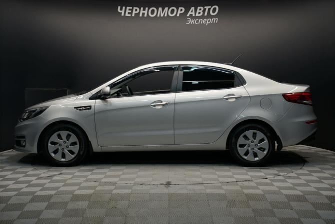 Kia Rio III Рестайлинг с пробегом 2017 года, цена 1 390 000 рублей, 59000 км, седан, Автокод Объявления