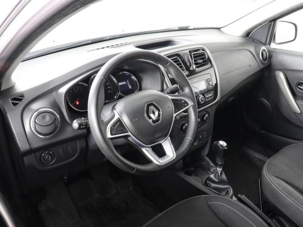 Renault Logan II Рестайлинг с пробегом 2019 года, цена 1 085 000 рублей, 95981 км, седан, Автокод Объявления