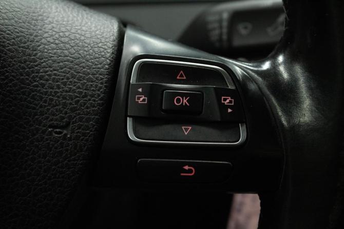 Volkswagen Passat B7 с пробегом 2014 года, цена 979 000 рублей, 256708 км, седан, Автокод Объявления